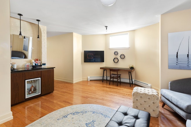 Bramhall Suite - Living Area