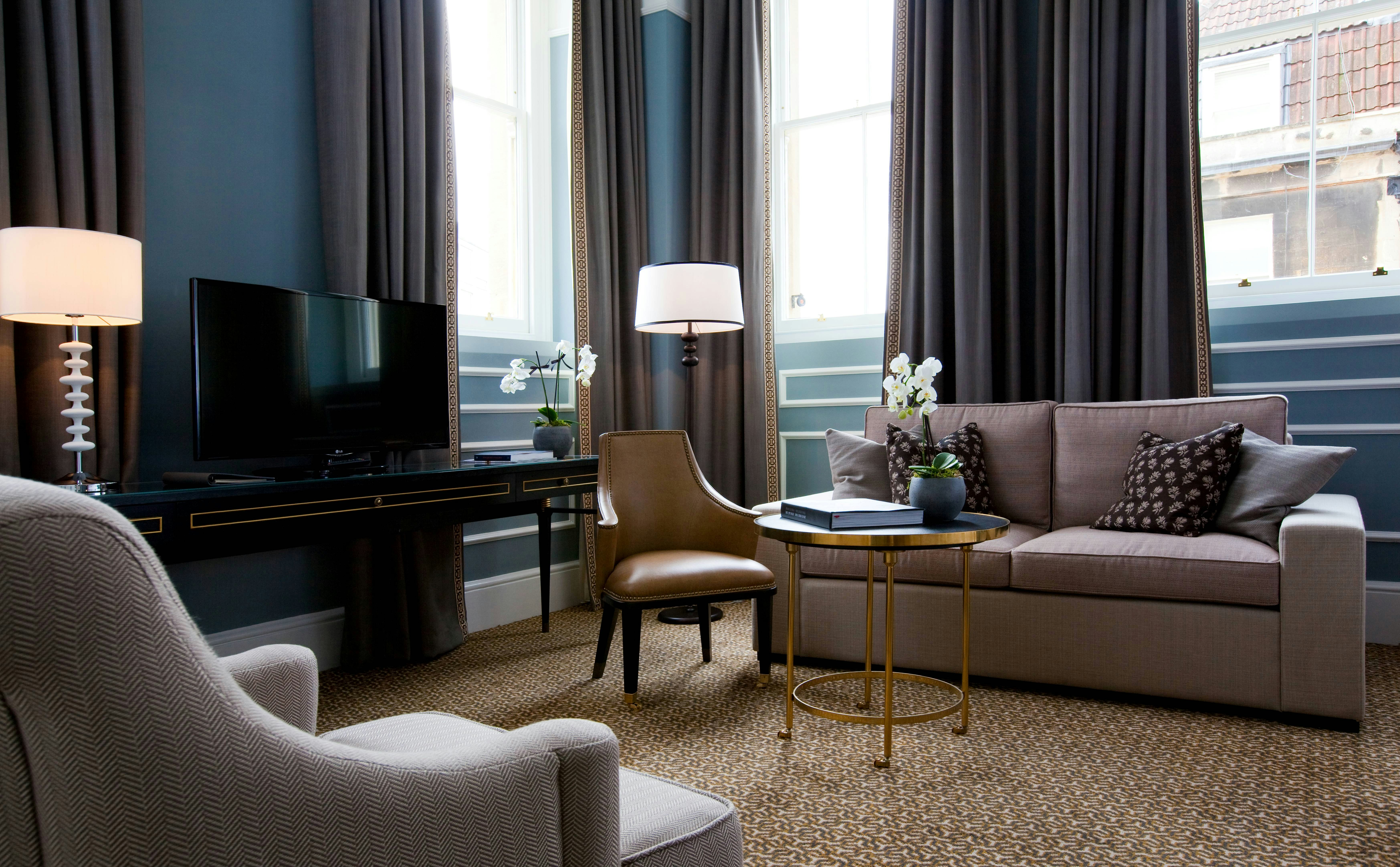 Junior Suite - Living Area