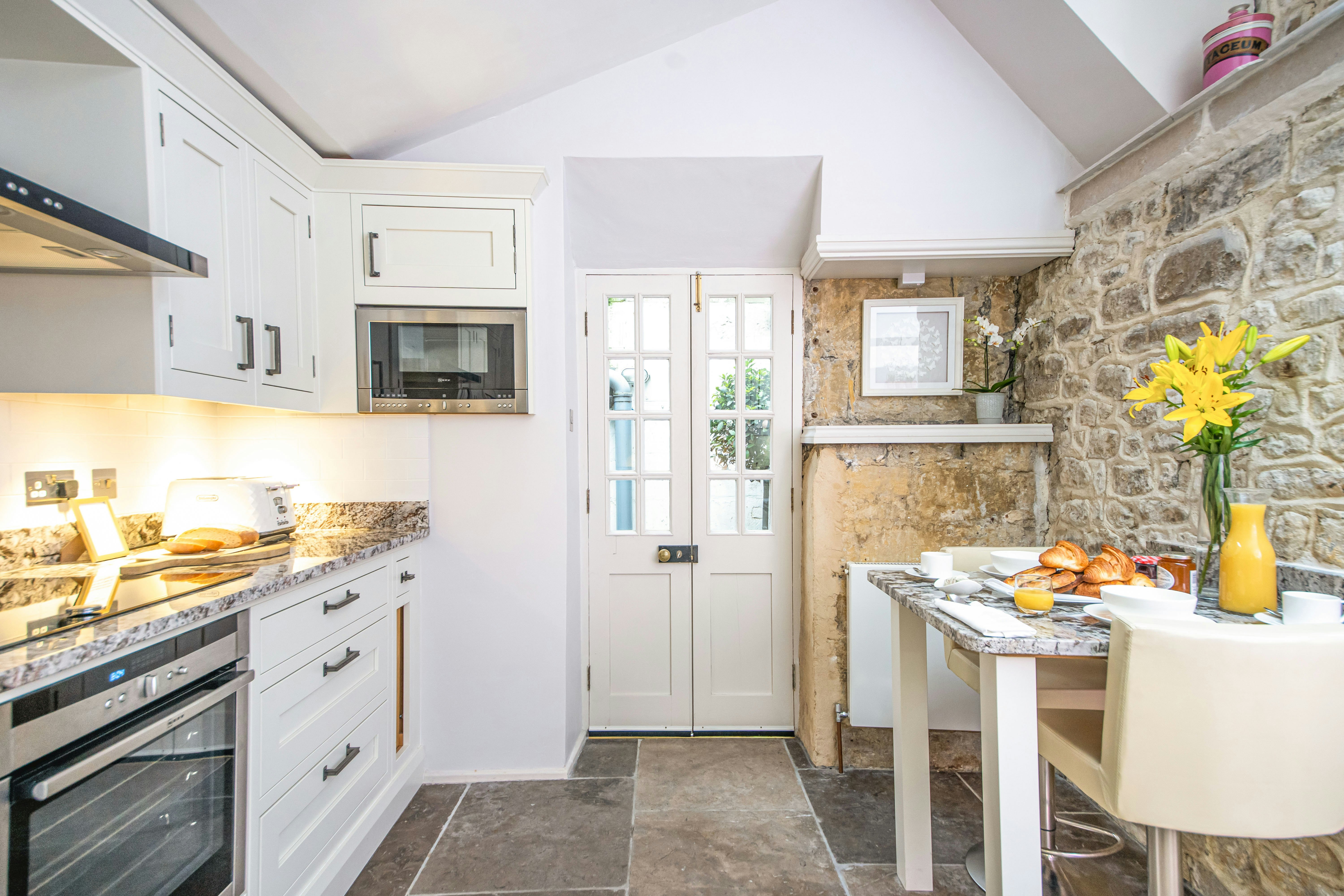 The Townhouse - Kitchen