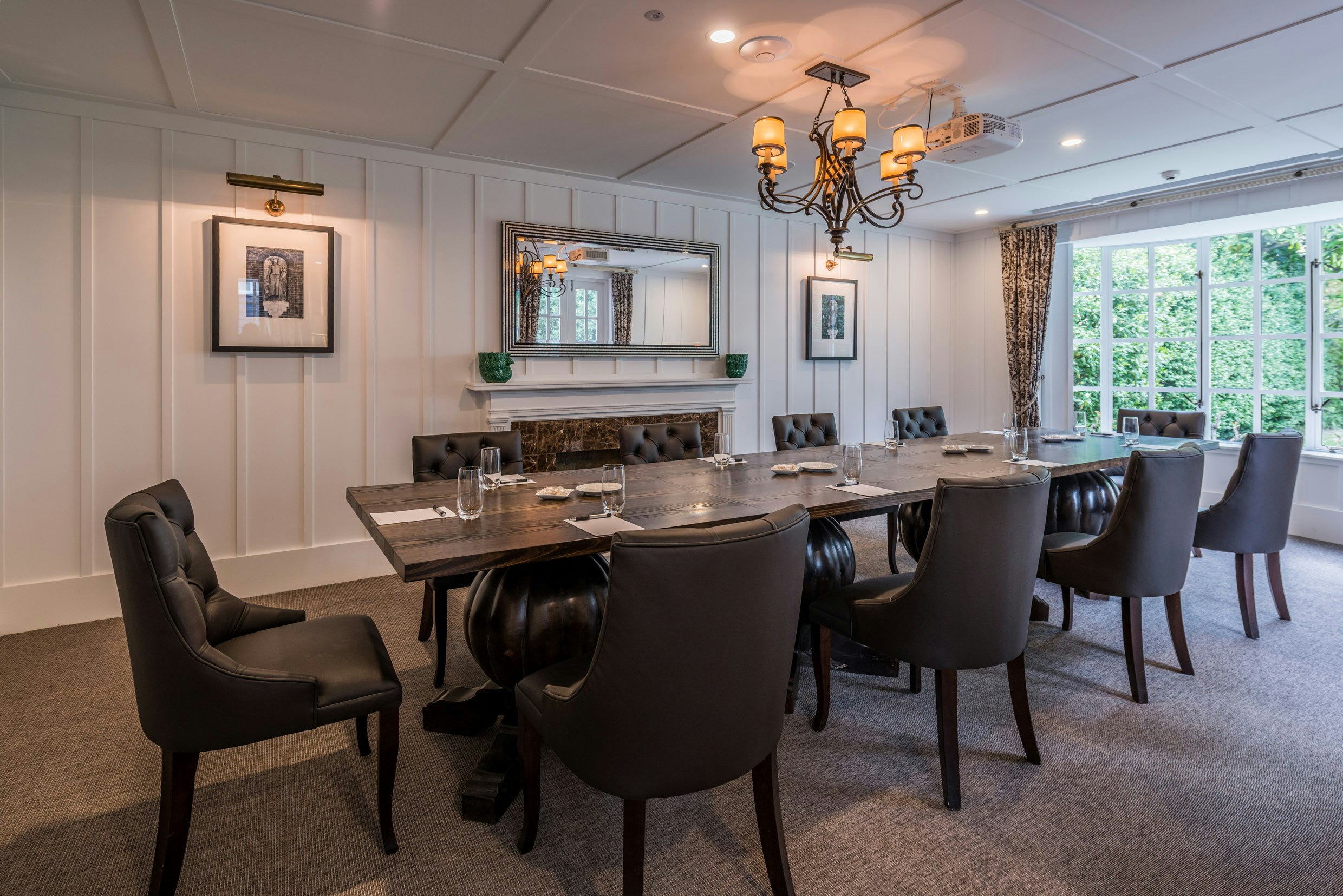 The Residence Meeting Room