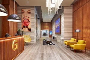 Hotel Reception & Lobby