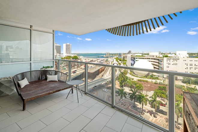 Three Bedroom Suite King with Balcony - Balcony