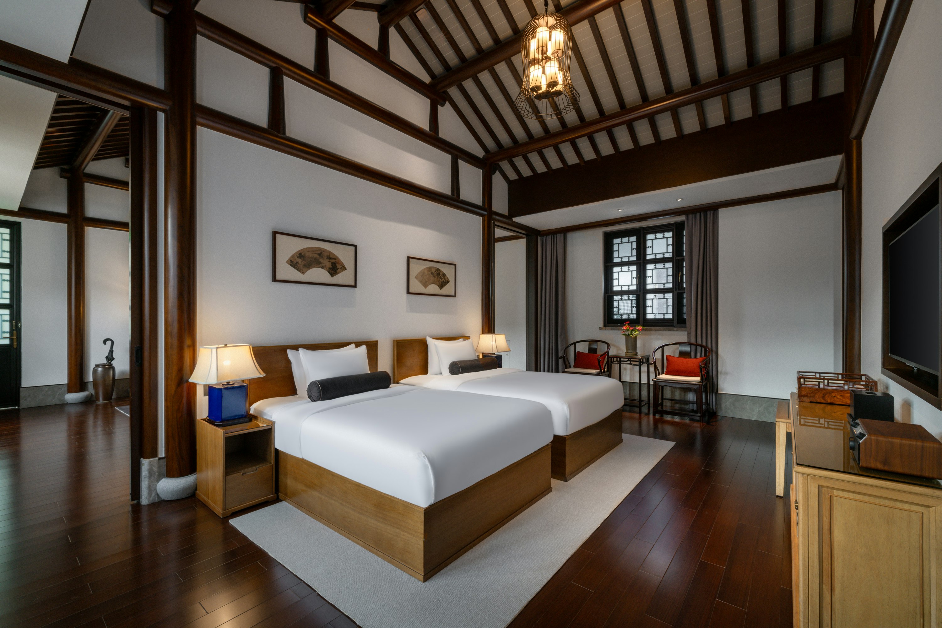 Elegant Estate Twin Suite