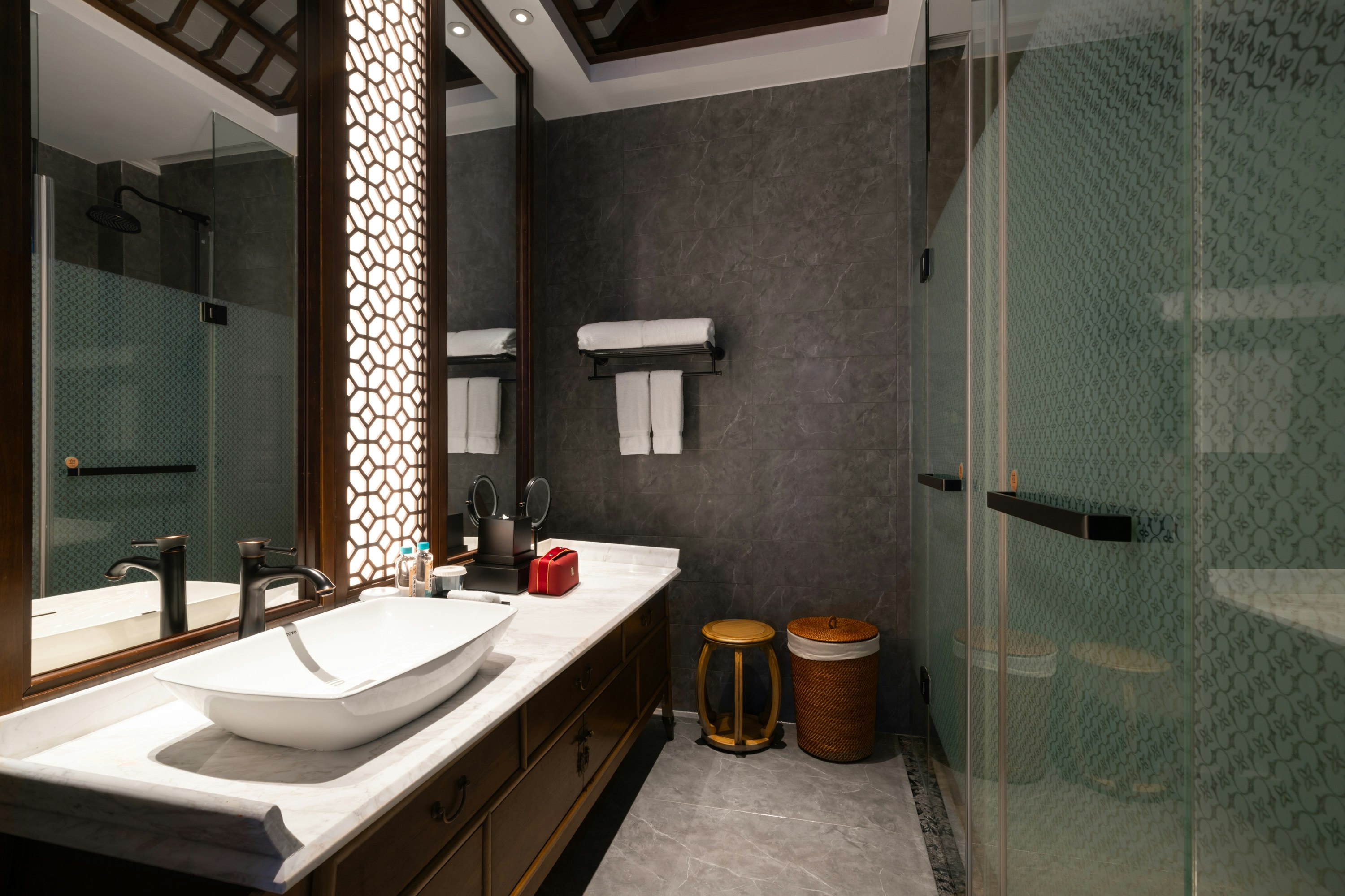 Supreme - Landscape Duplex Two-Bedroom Suite (2GB)