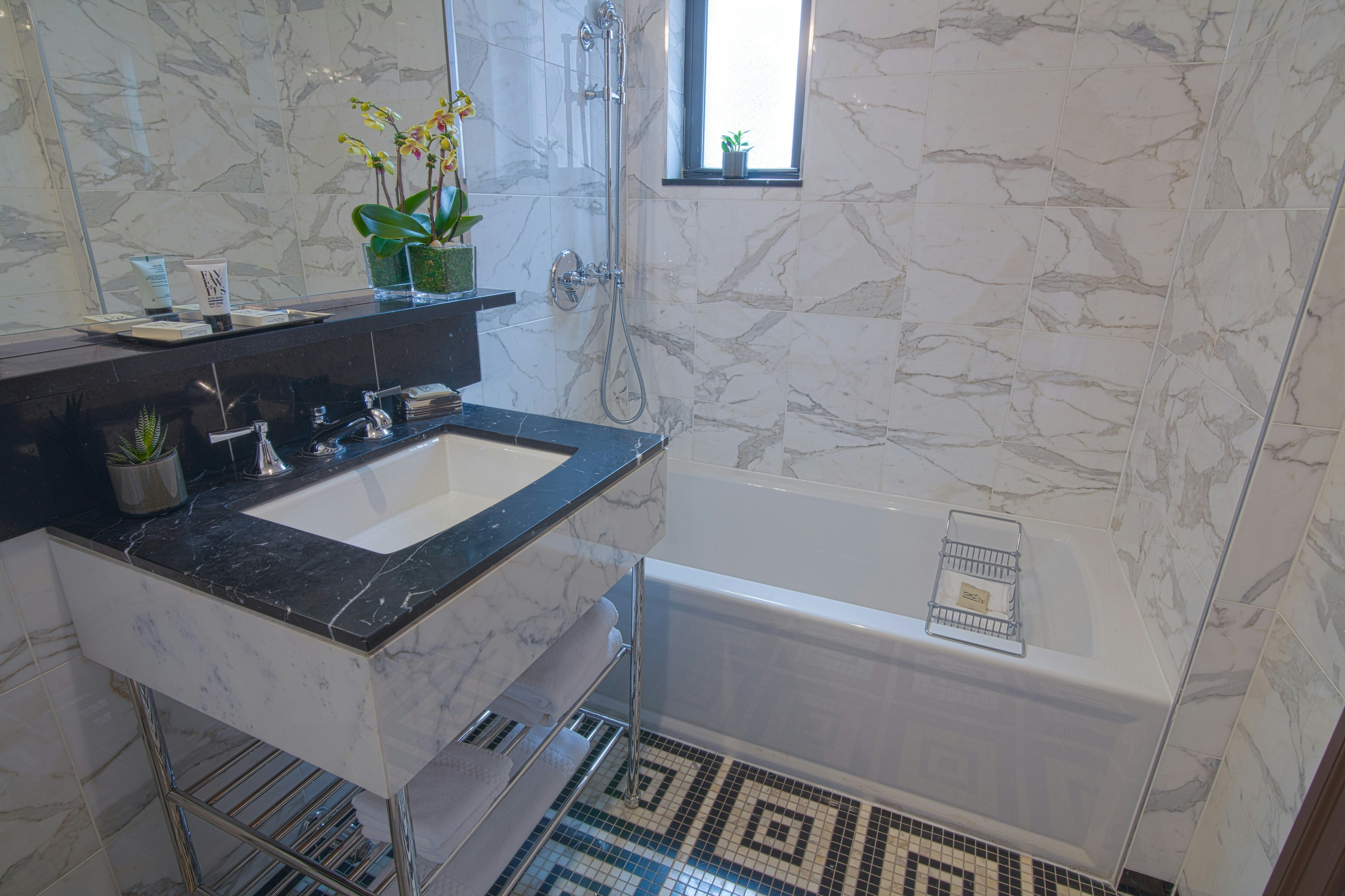 Executive Two-Bedroom Suite - Bathroom