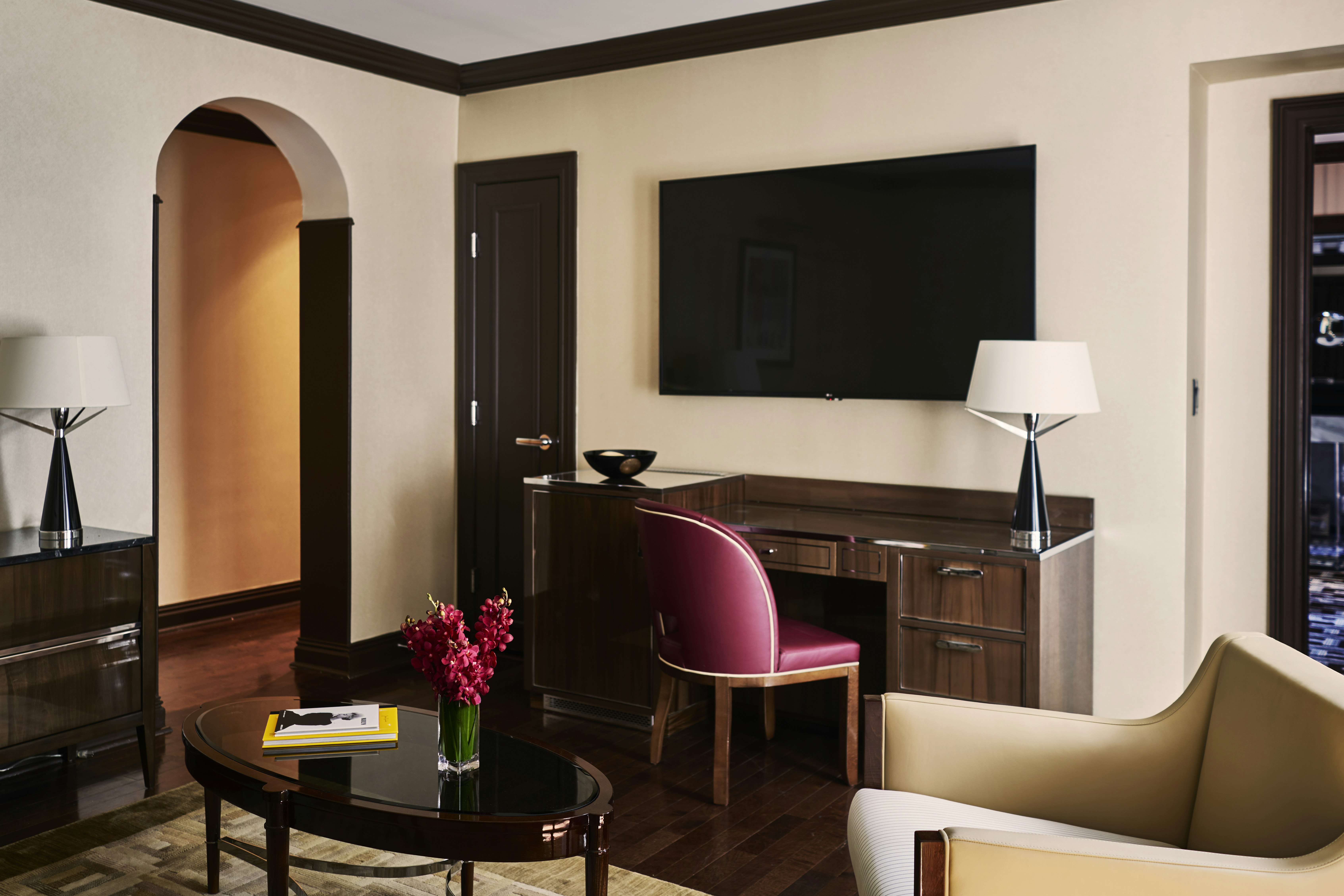 Iroquois Suite - Living Area