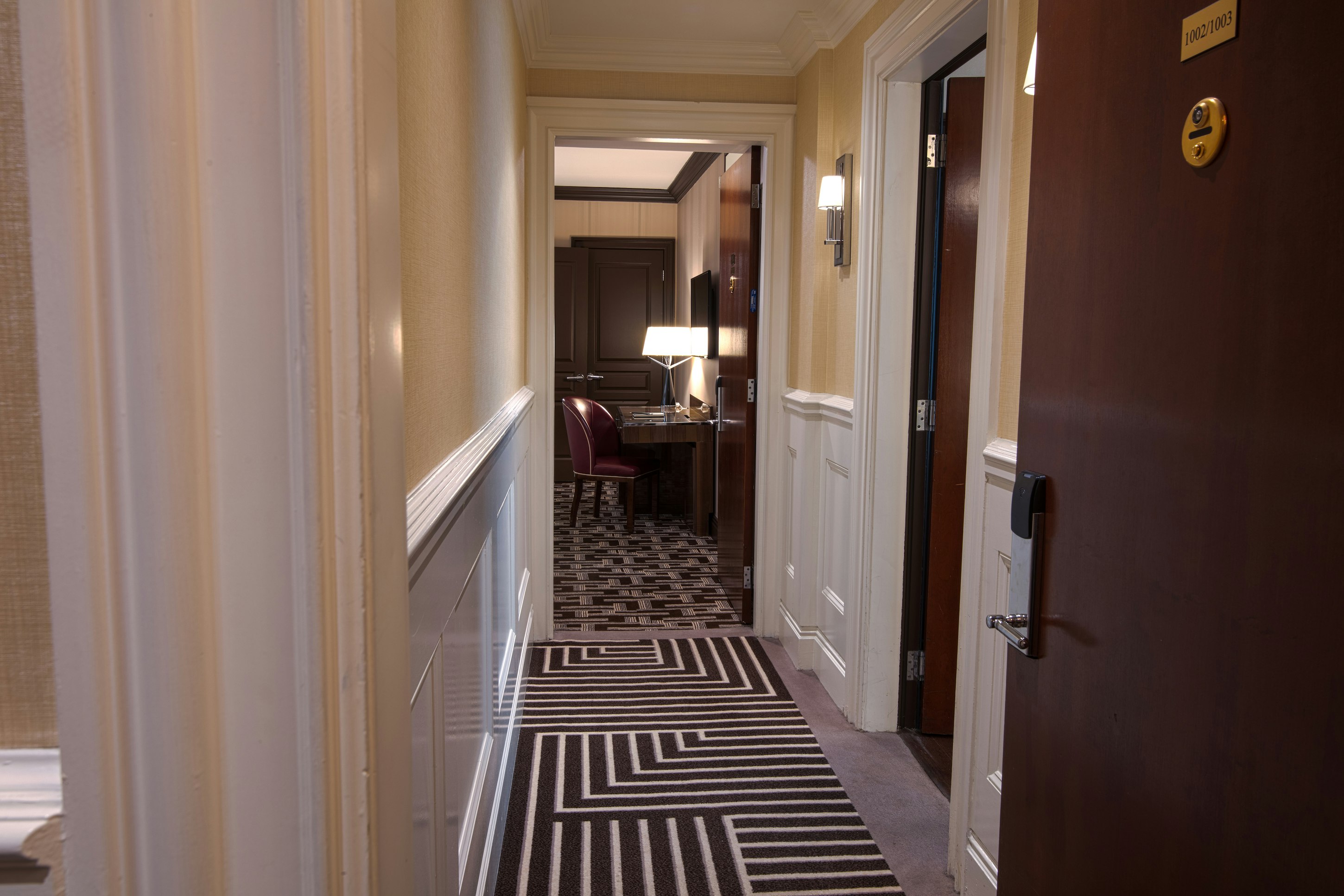 Executive Three-Bedroom Suite - Hall