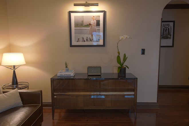 Executive Suite - Living Area