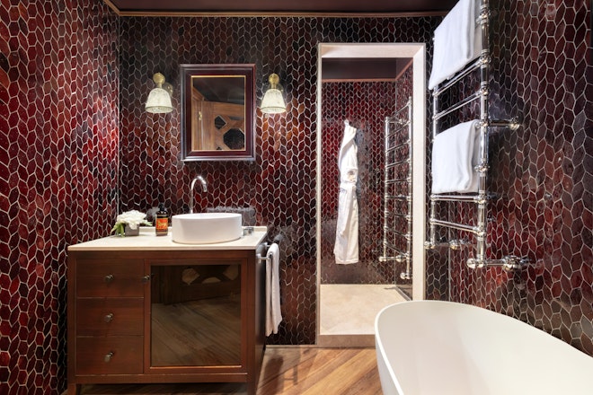 Suite - Bathroom
