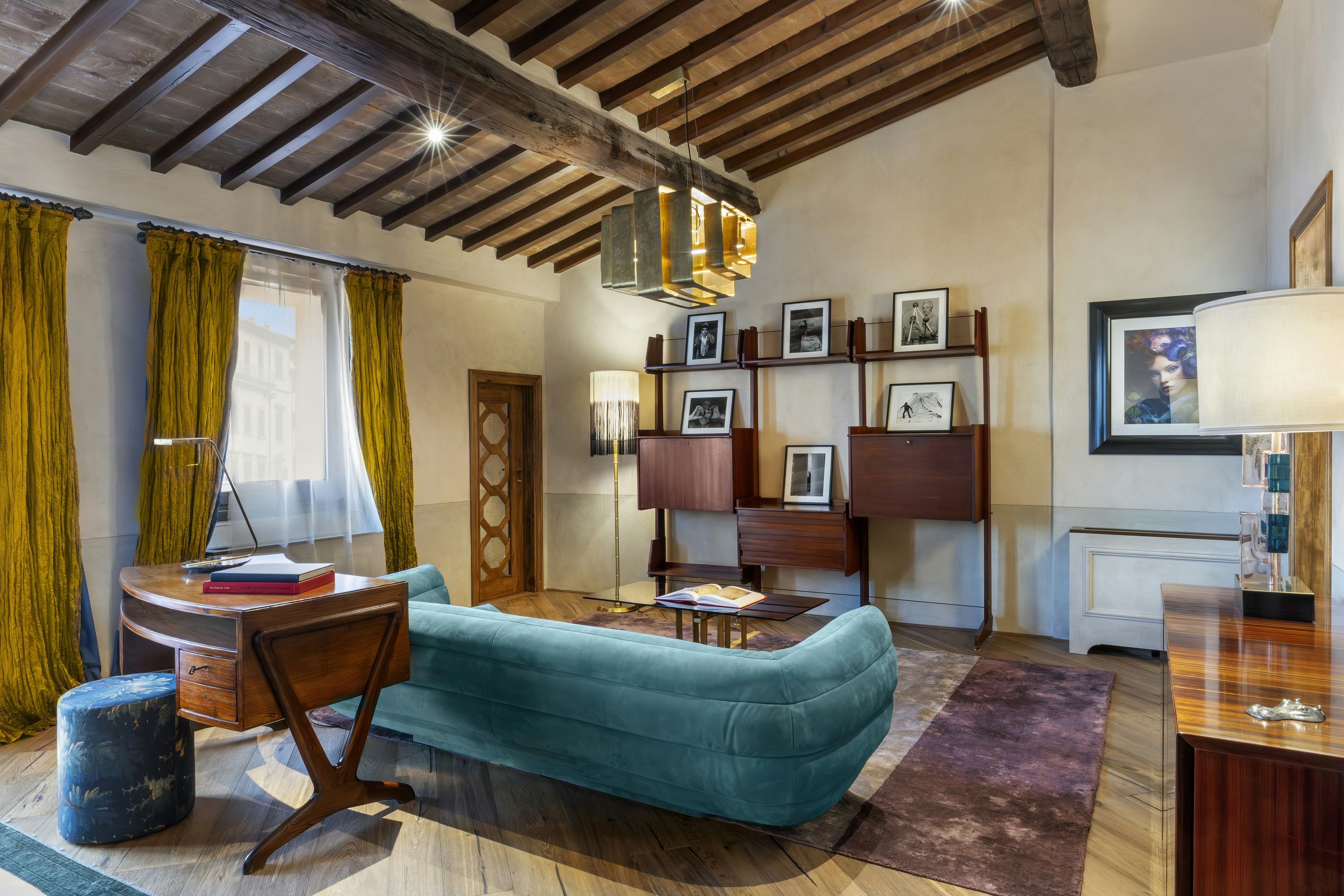 Chaplin Suite - Living Area