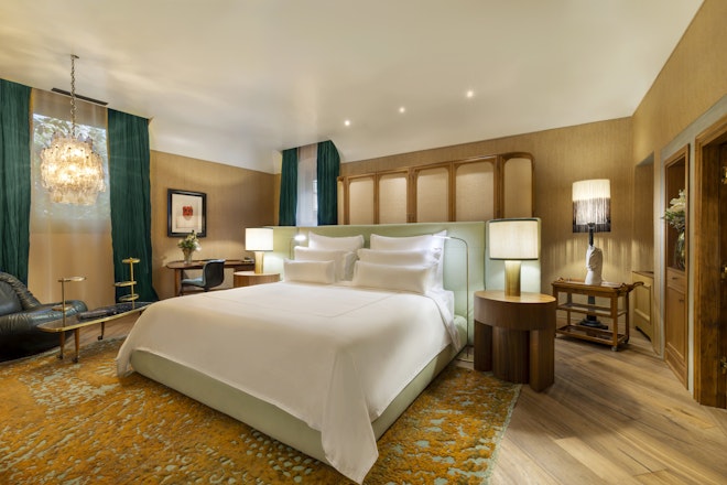 Suite - Bedroom