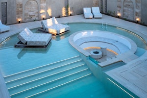 Grand Royal Villa - Pool