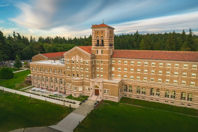 The Lodge at St. Edward Exterior