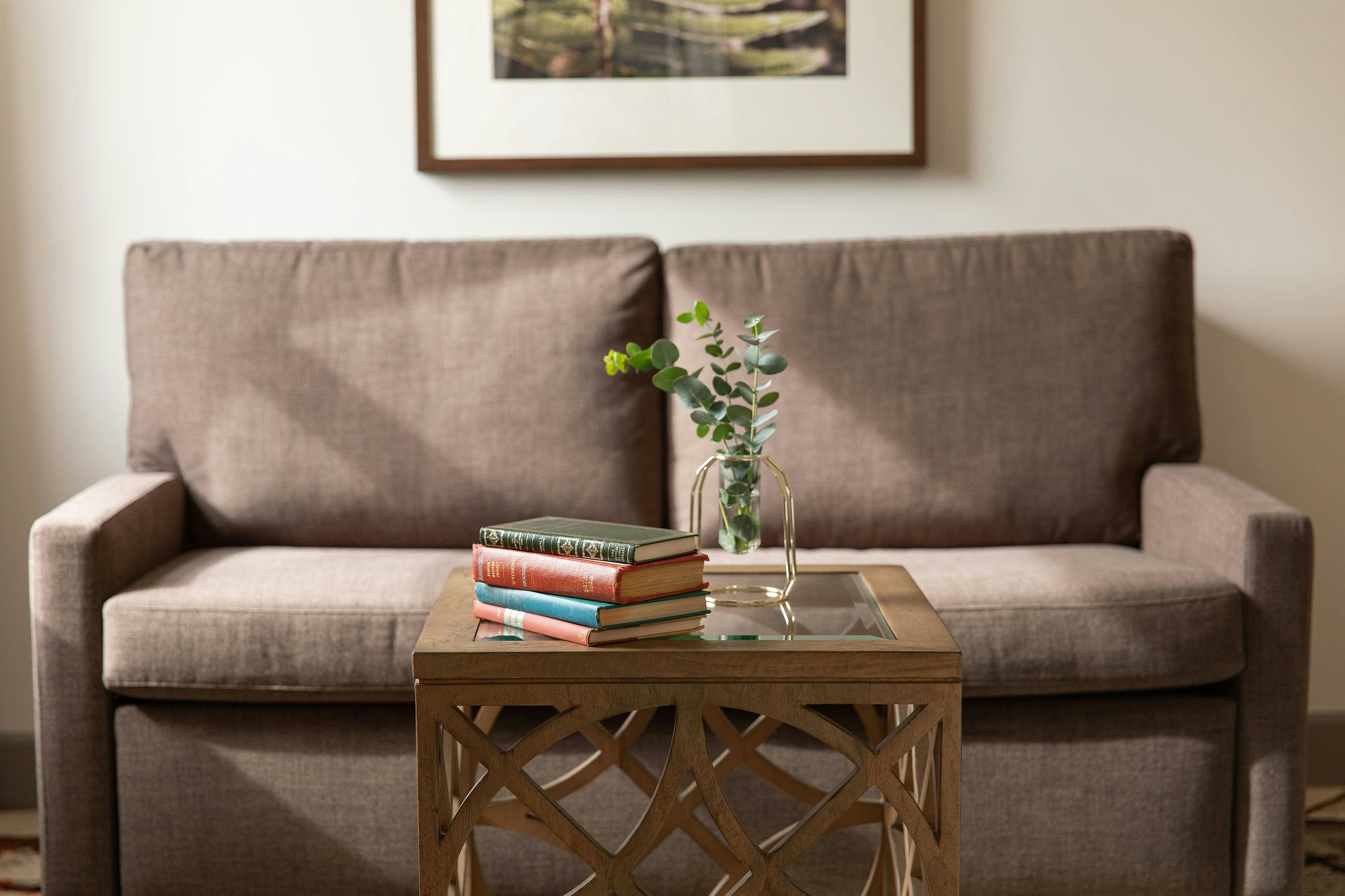 St Edward King Couch