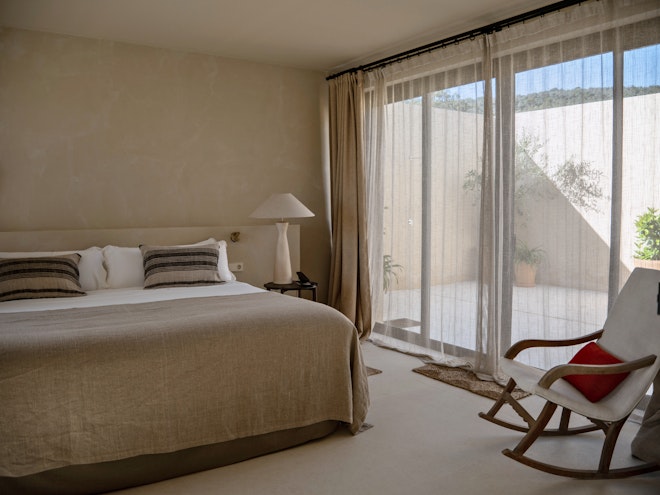 Superior Lodge Exterior Suite - Bedroom