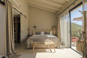 Deluxe Suite with Private Pool - Bedroom