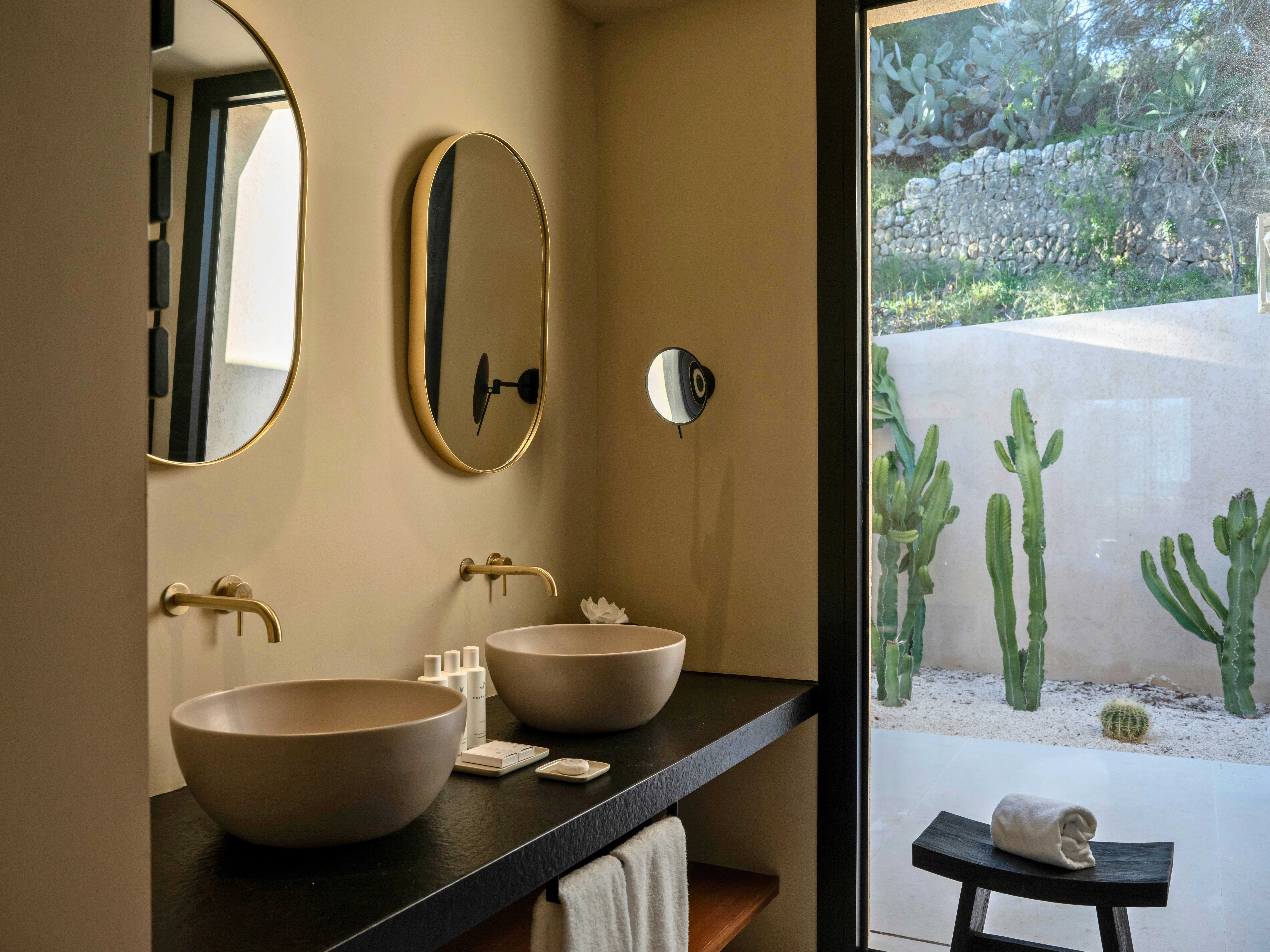 Superior Lodge Exterior Suite - Bathroom