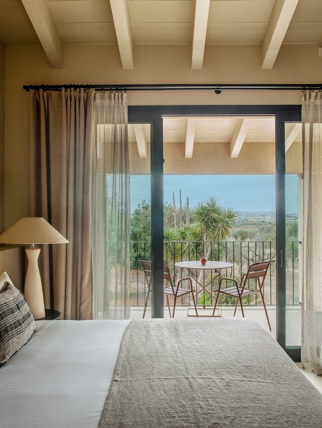 Superior Garden Suite - Bedroom