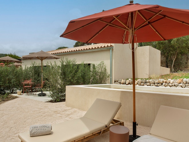 Deluxe Suite with Private Pool - Sundeck