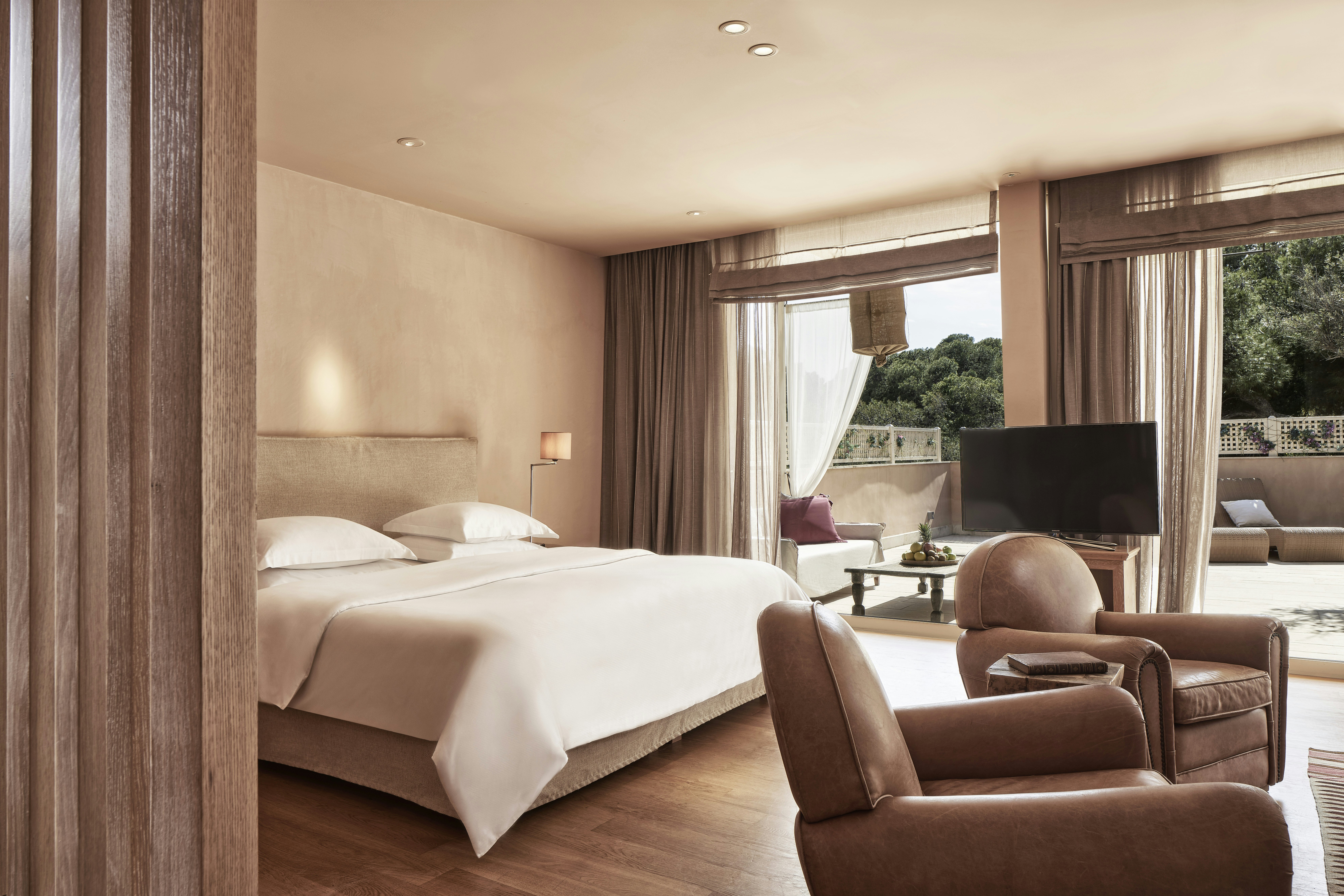 Grand Terrace Suite - Bedroom