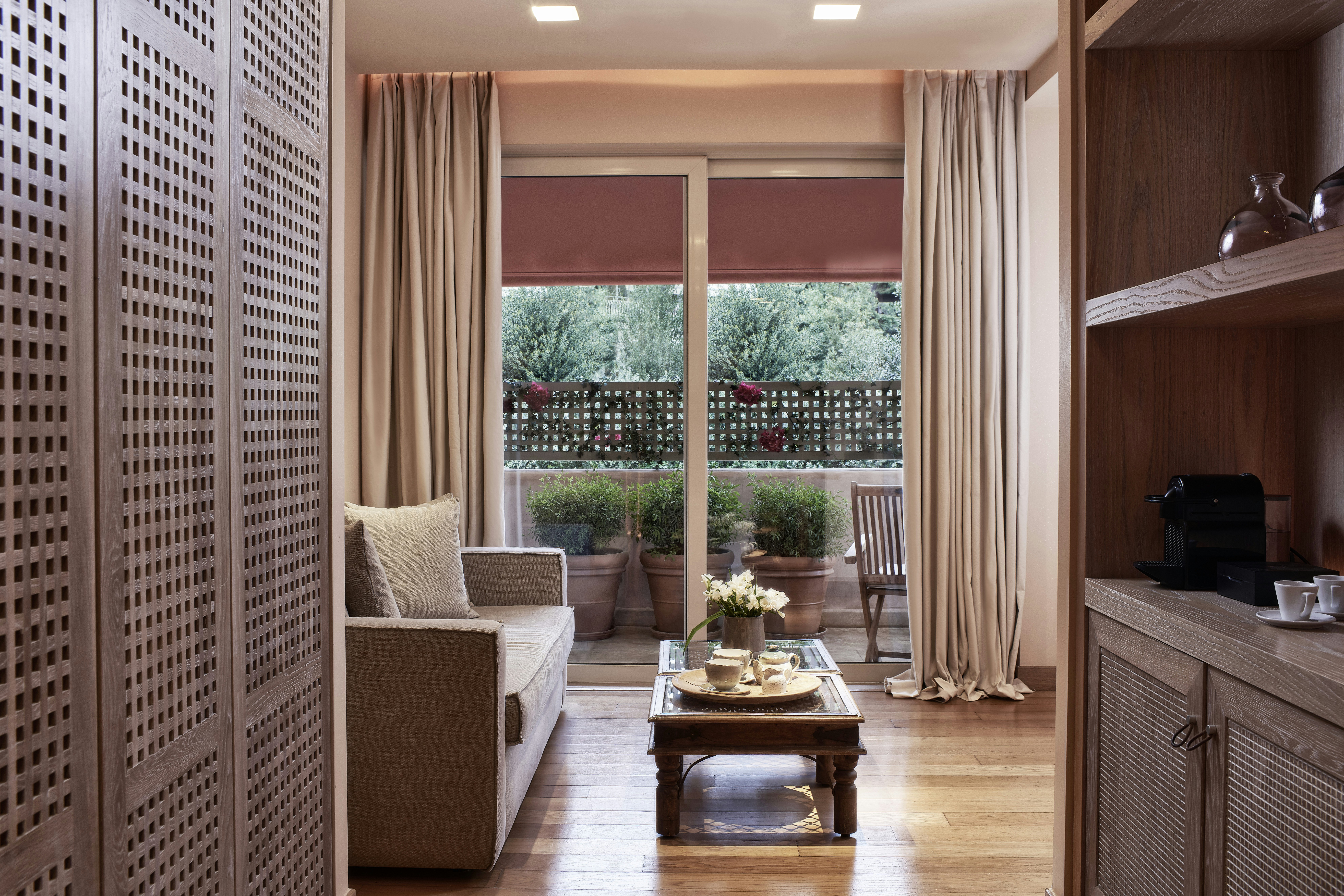 Junior Suite - Living Area