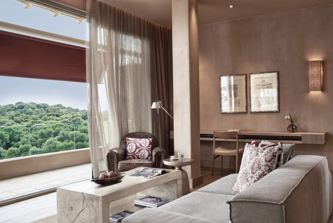 Premium Suite - Living Area