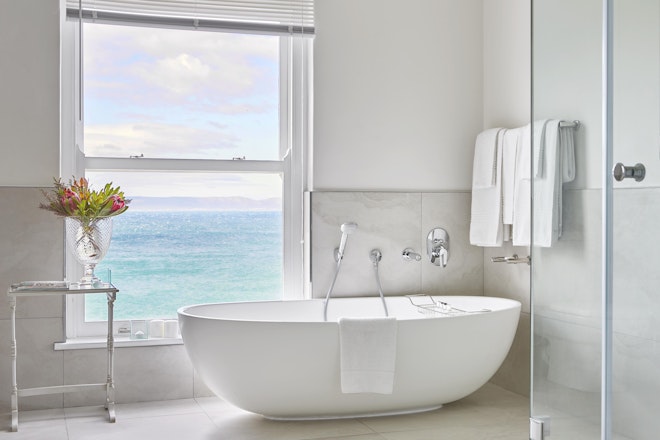 Premier Suite - Bathroom