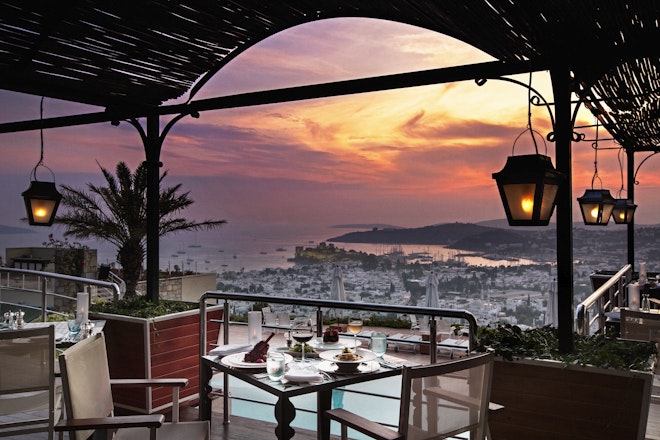 Tuti Restaurant