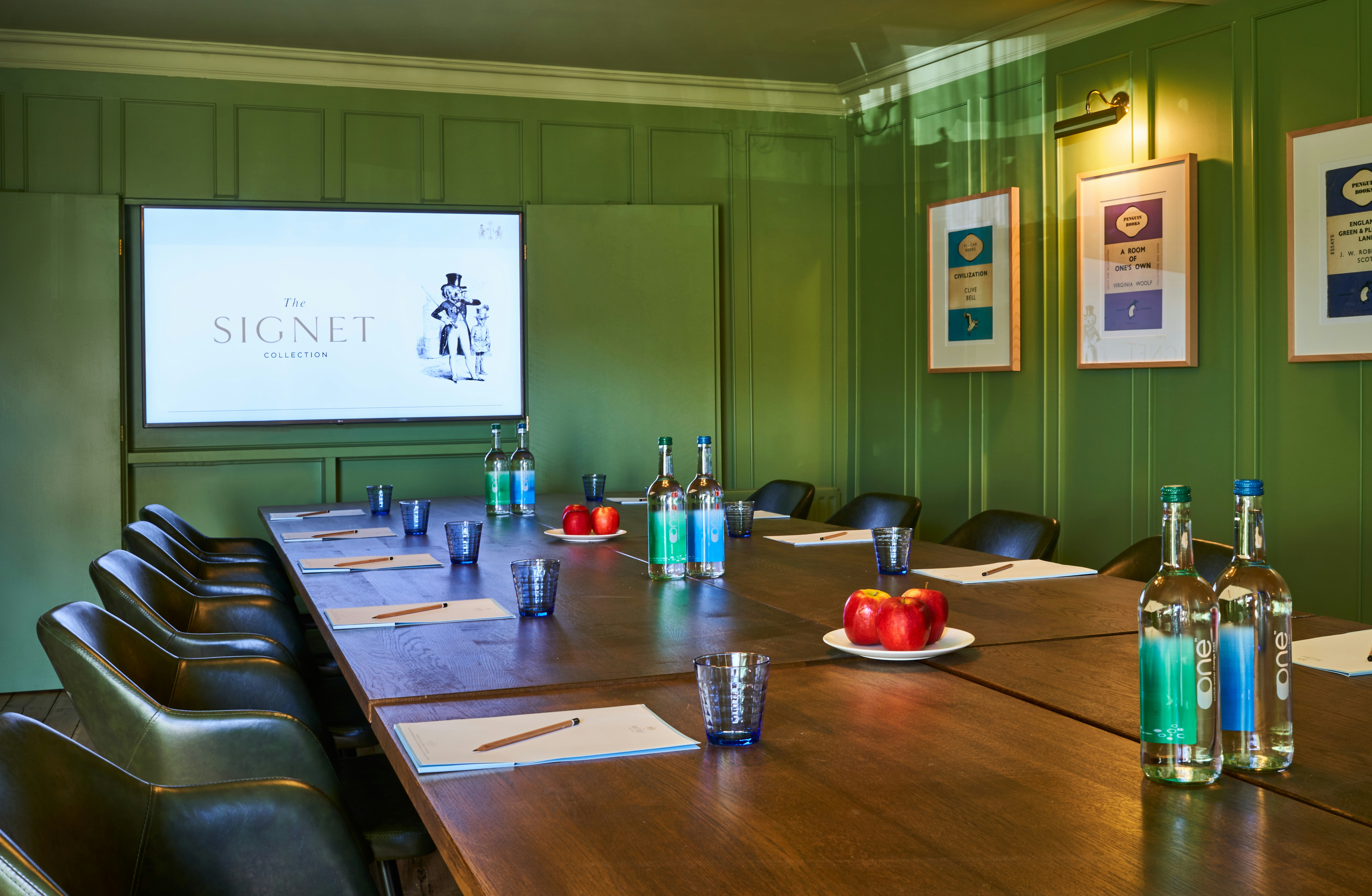 Cardinal Wolsey Meeting Room