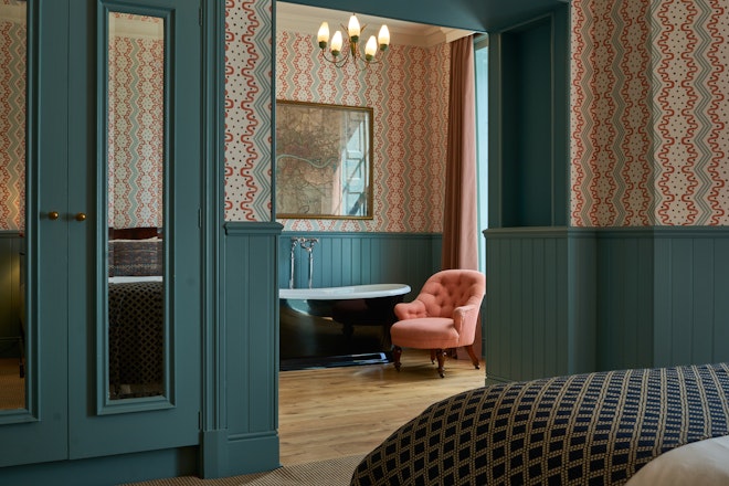 Royal Bathroom
