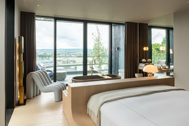 River Suite - Bedroom