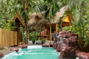 Jungle Spa - Rock Pool