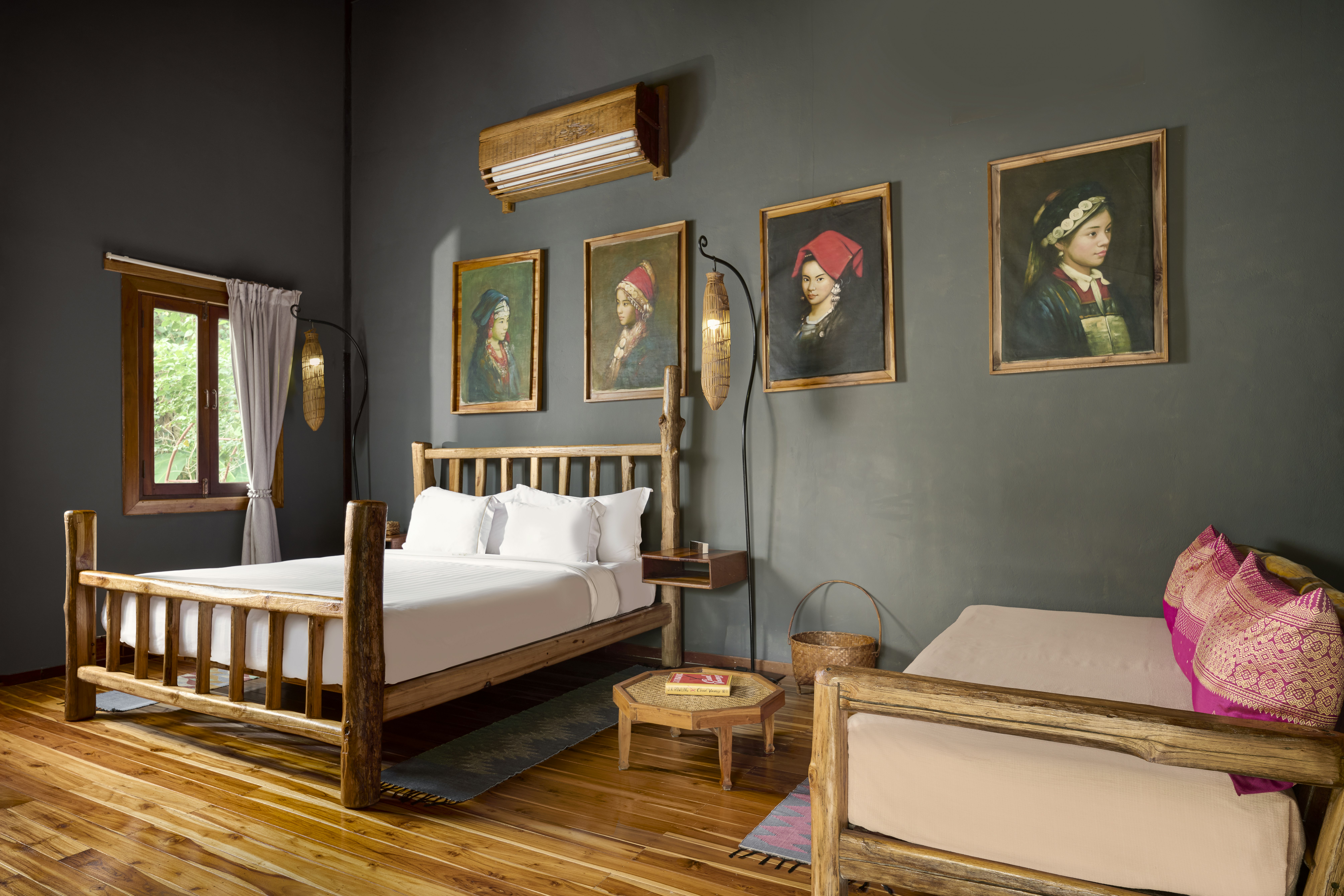 Art Deluxe - Bedroom