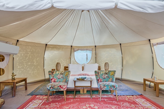 Explorer - Living Area