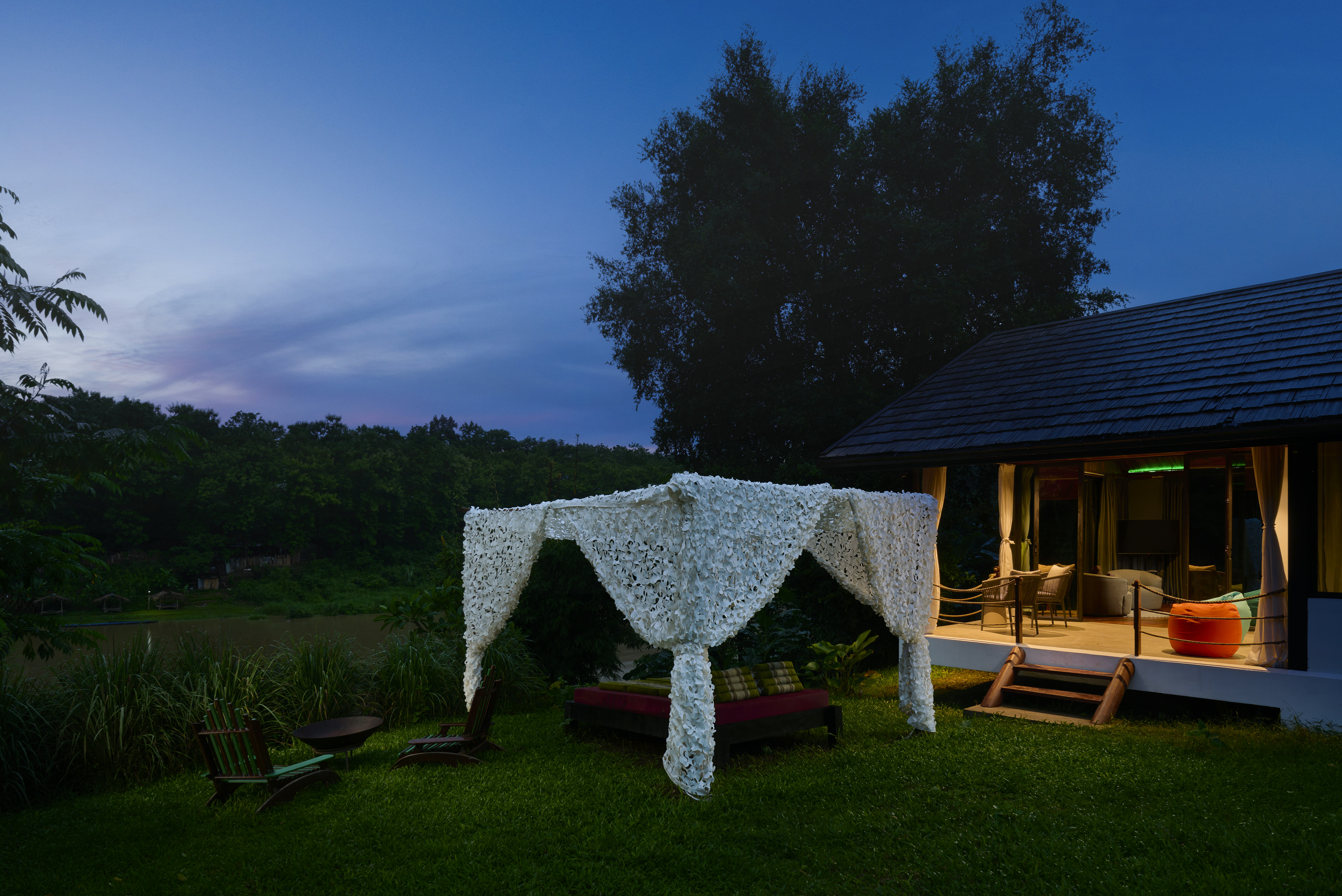 River Suite Private Garden