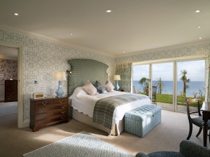 Luxury Suite