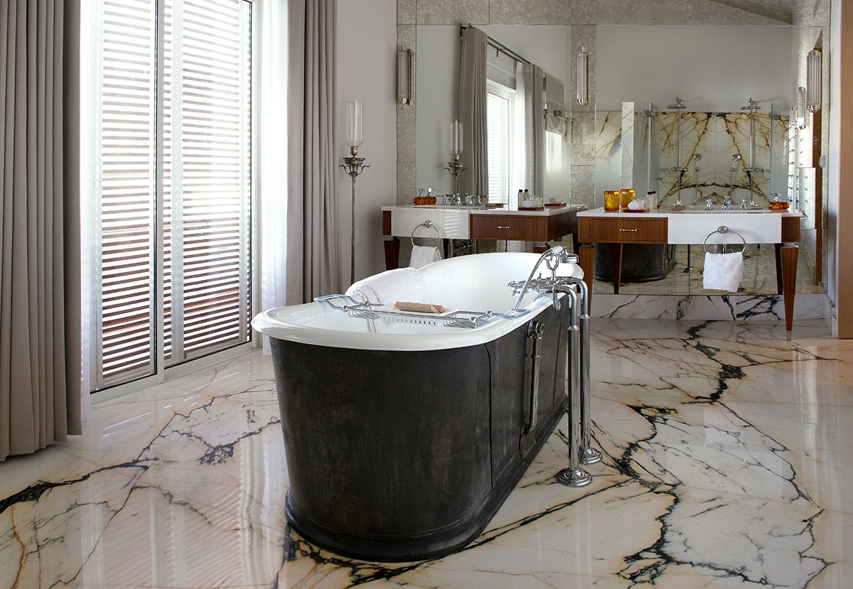 Penthouse Suite Bathroom