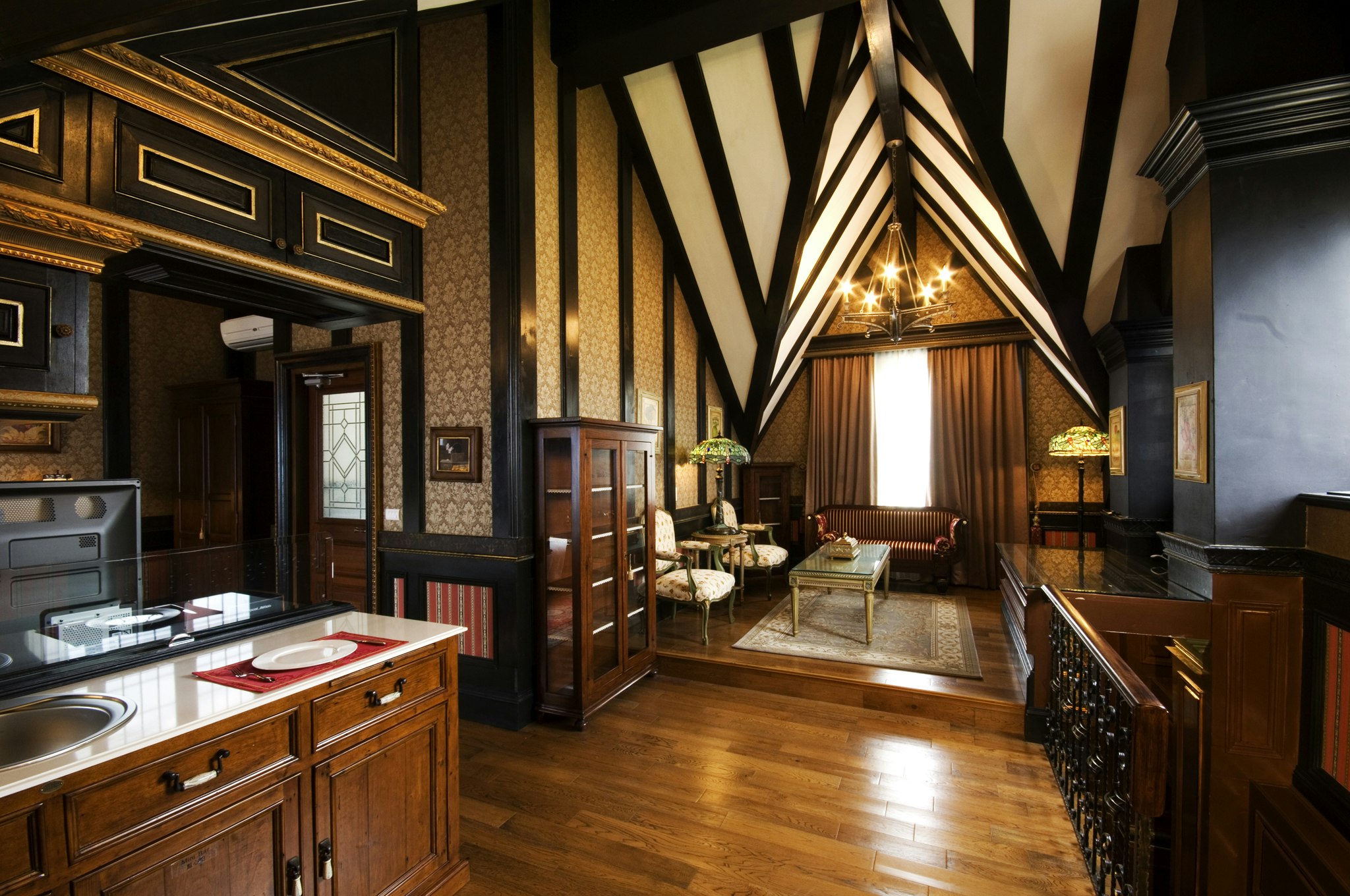 Anthem Suite - Room Details