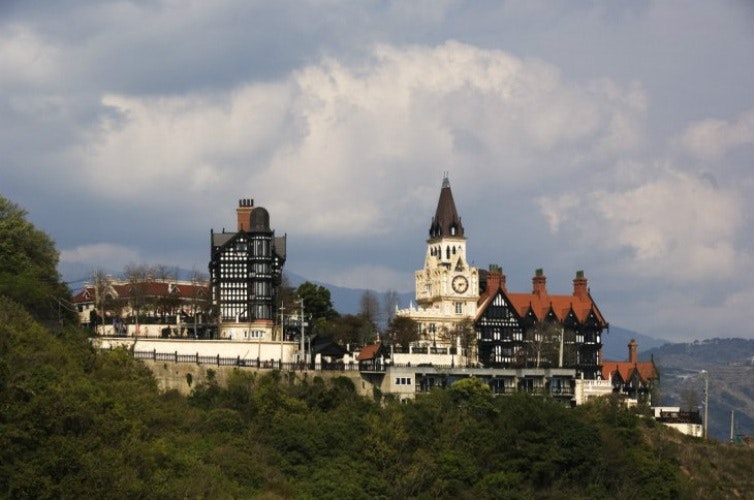 The Old England Manor