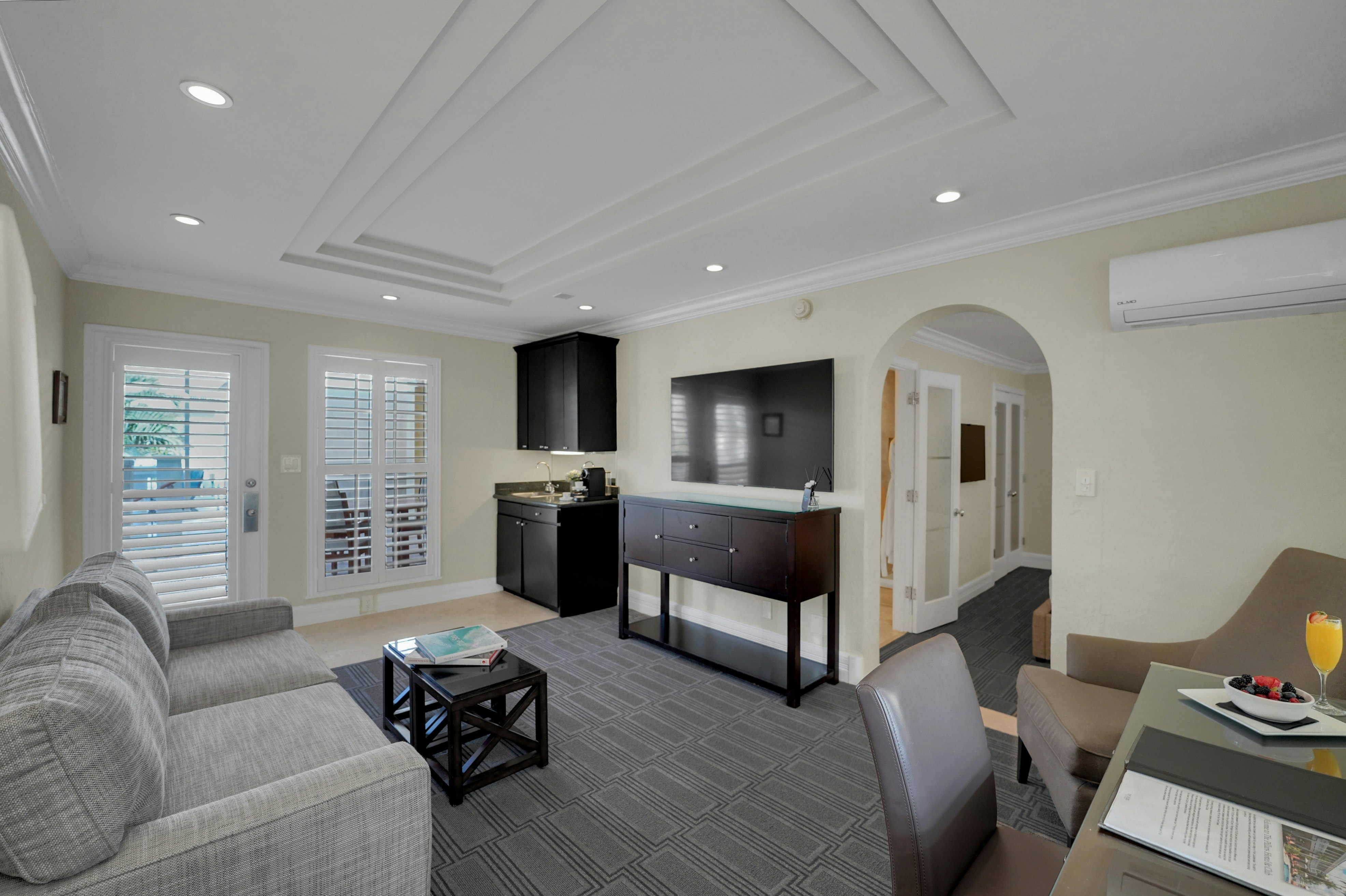 Main House One Bedroom Suites