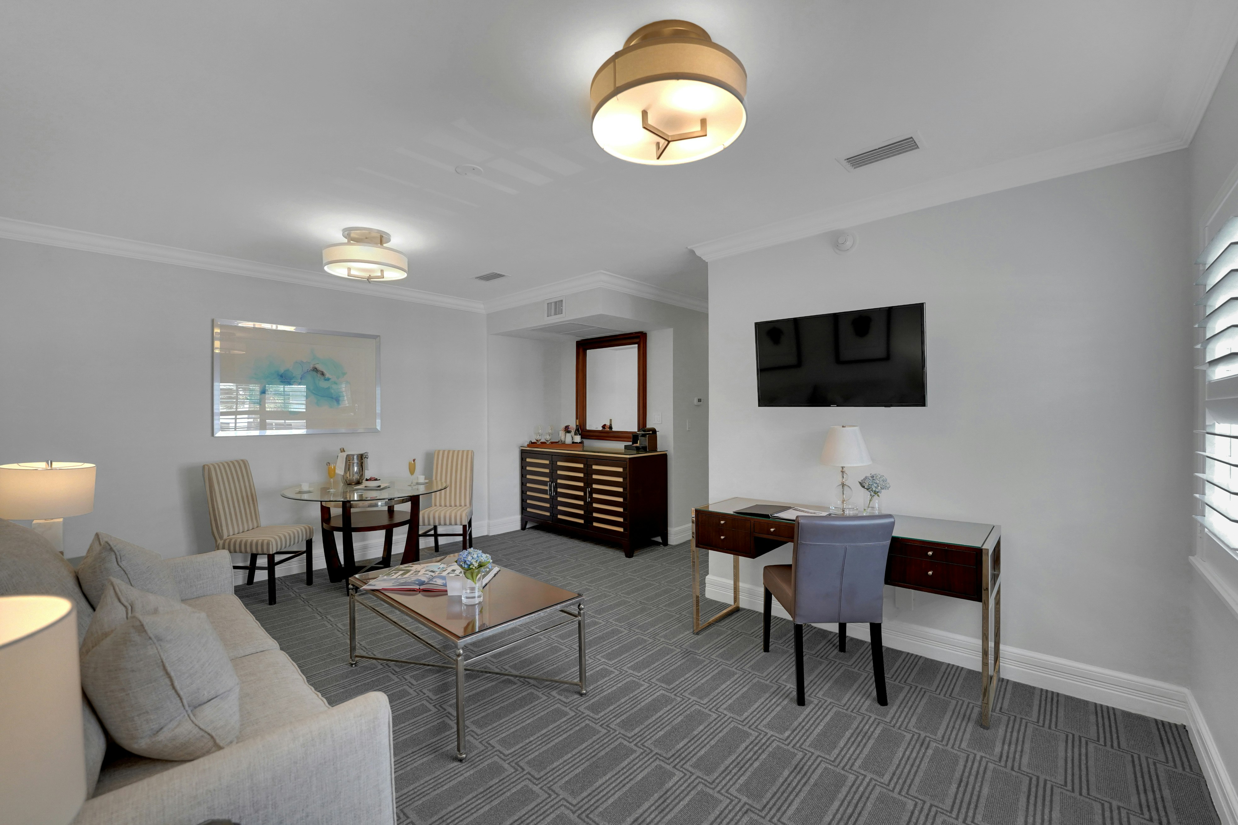 Main House One Bedroom Suite