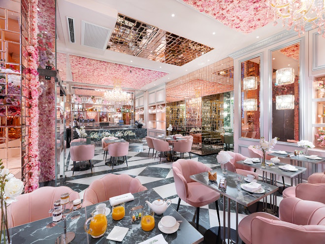 La Jungle De Plein Pink Lounge