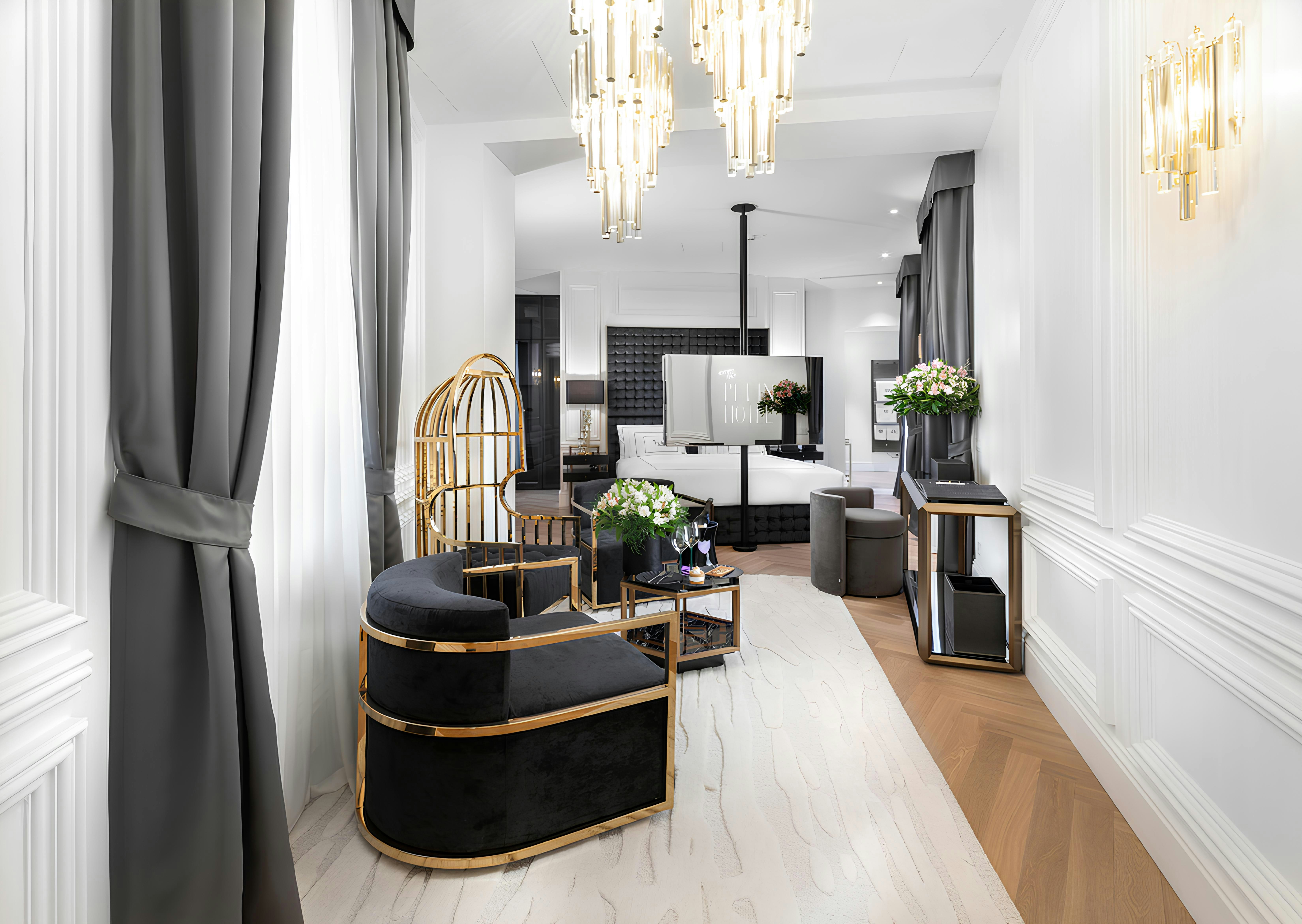 Executive Suite Terrace - Living Area