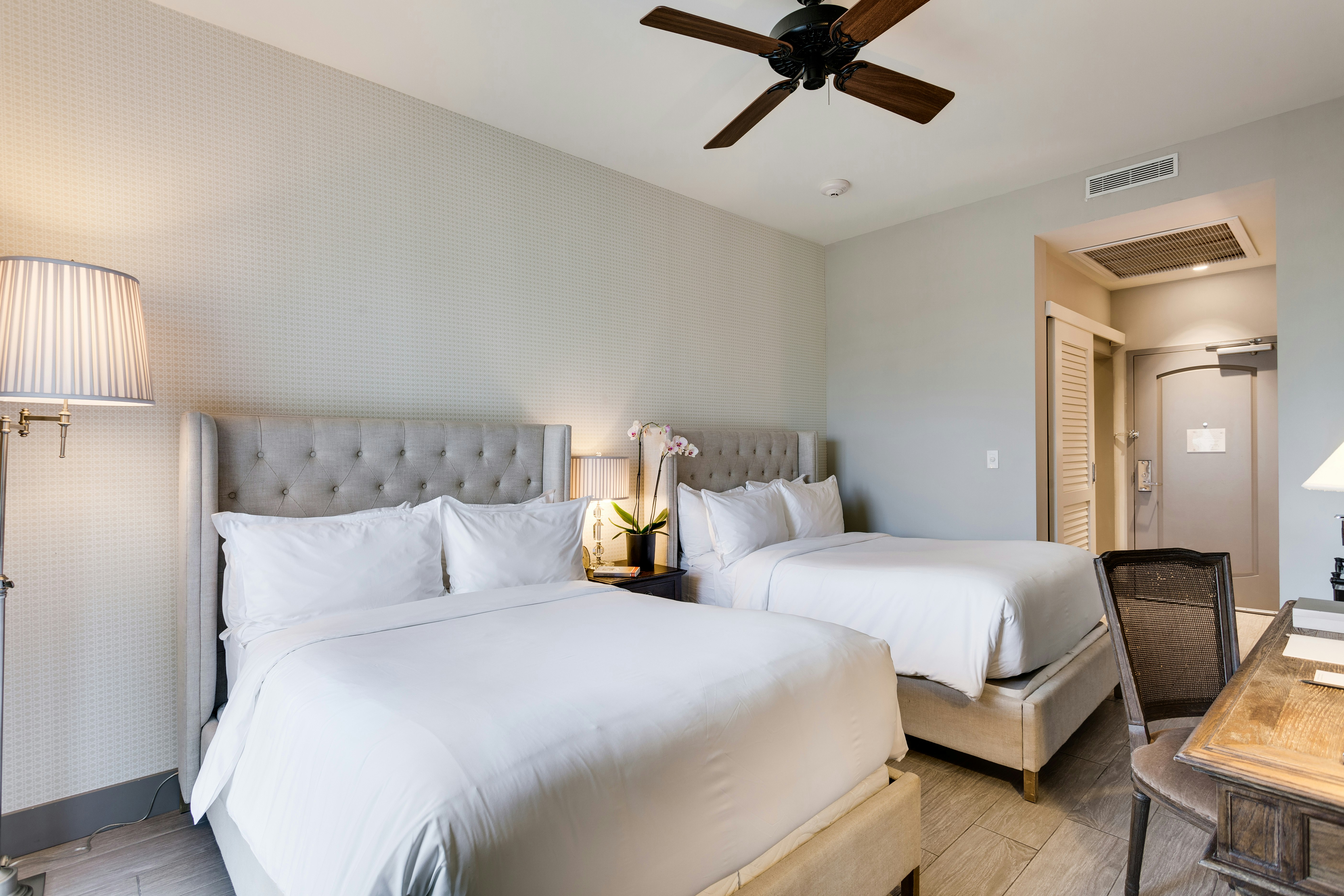 Juliette Pool View Double 3