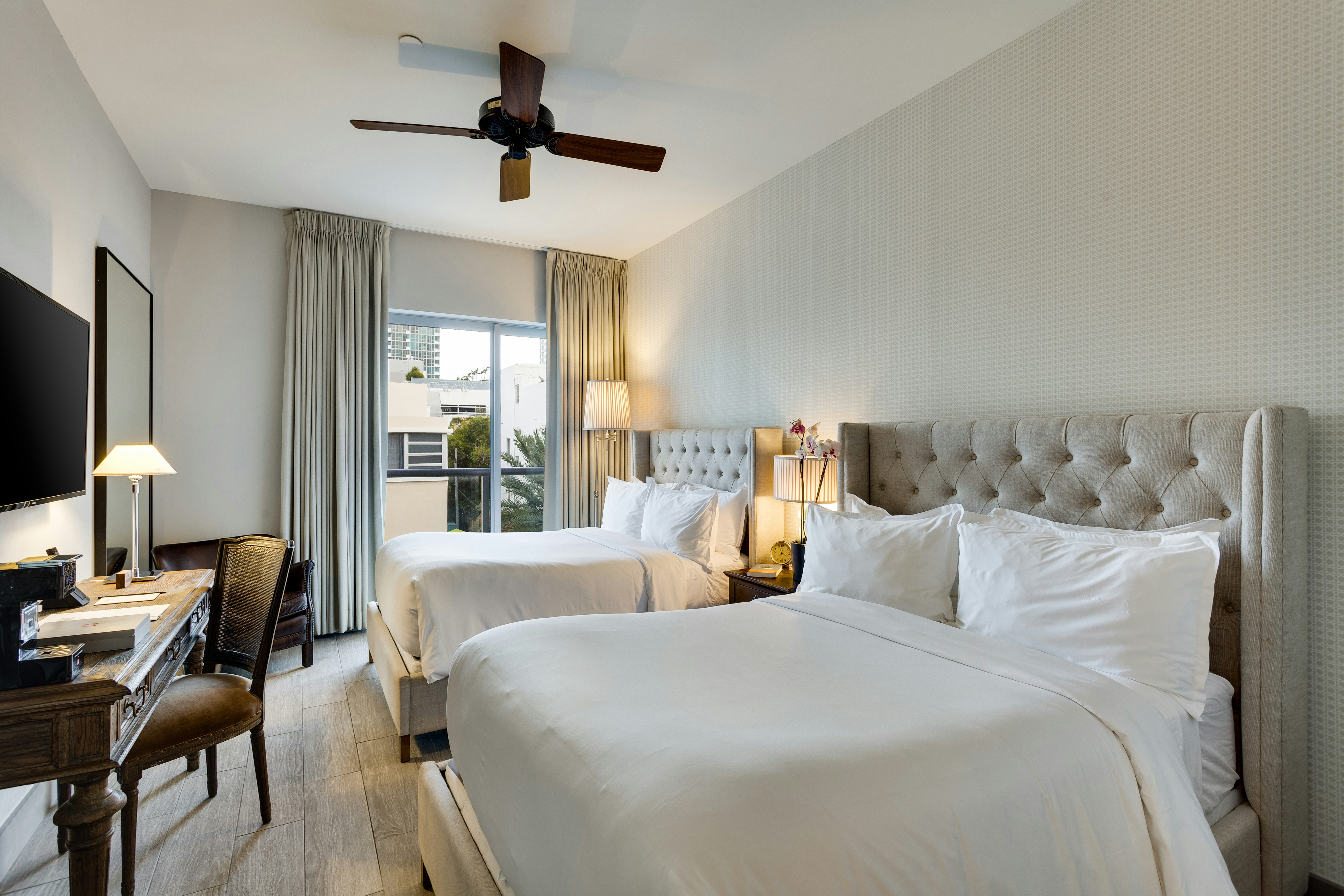 Juliette Pool View Double 1