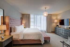 One Bedroom Terrace Suite 3