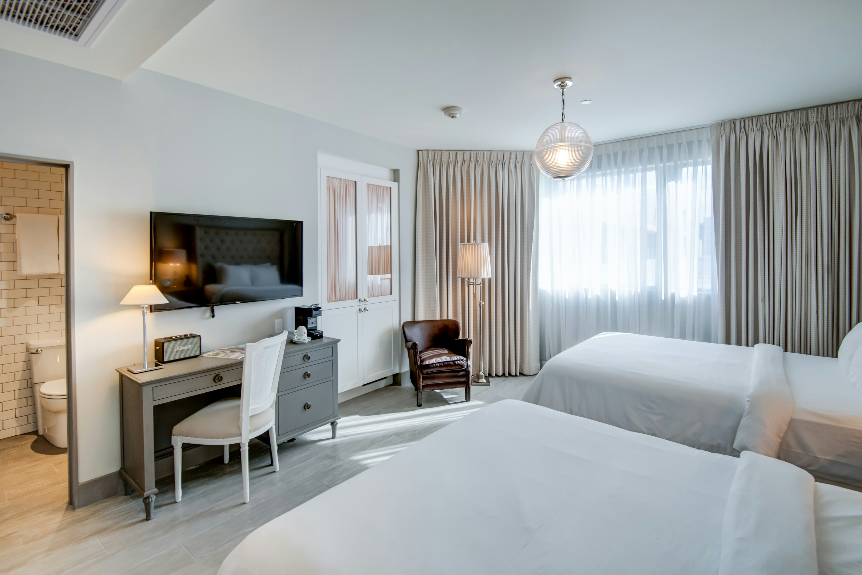 Classic Double - Bedroom