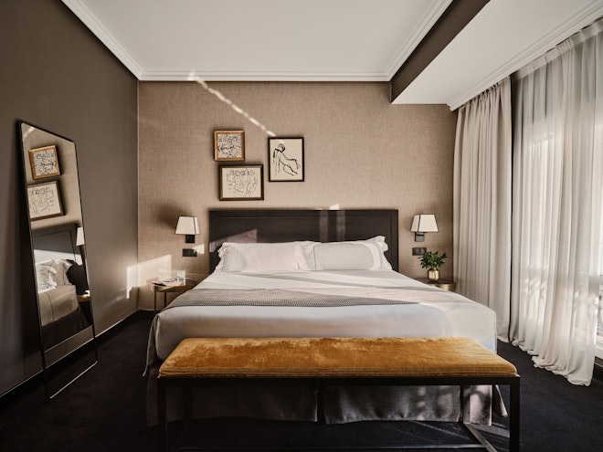 Grand Deluxe City Views - Bedroom