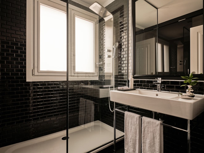 Deluxe Terrace - Bathroom