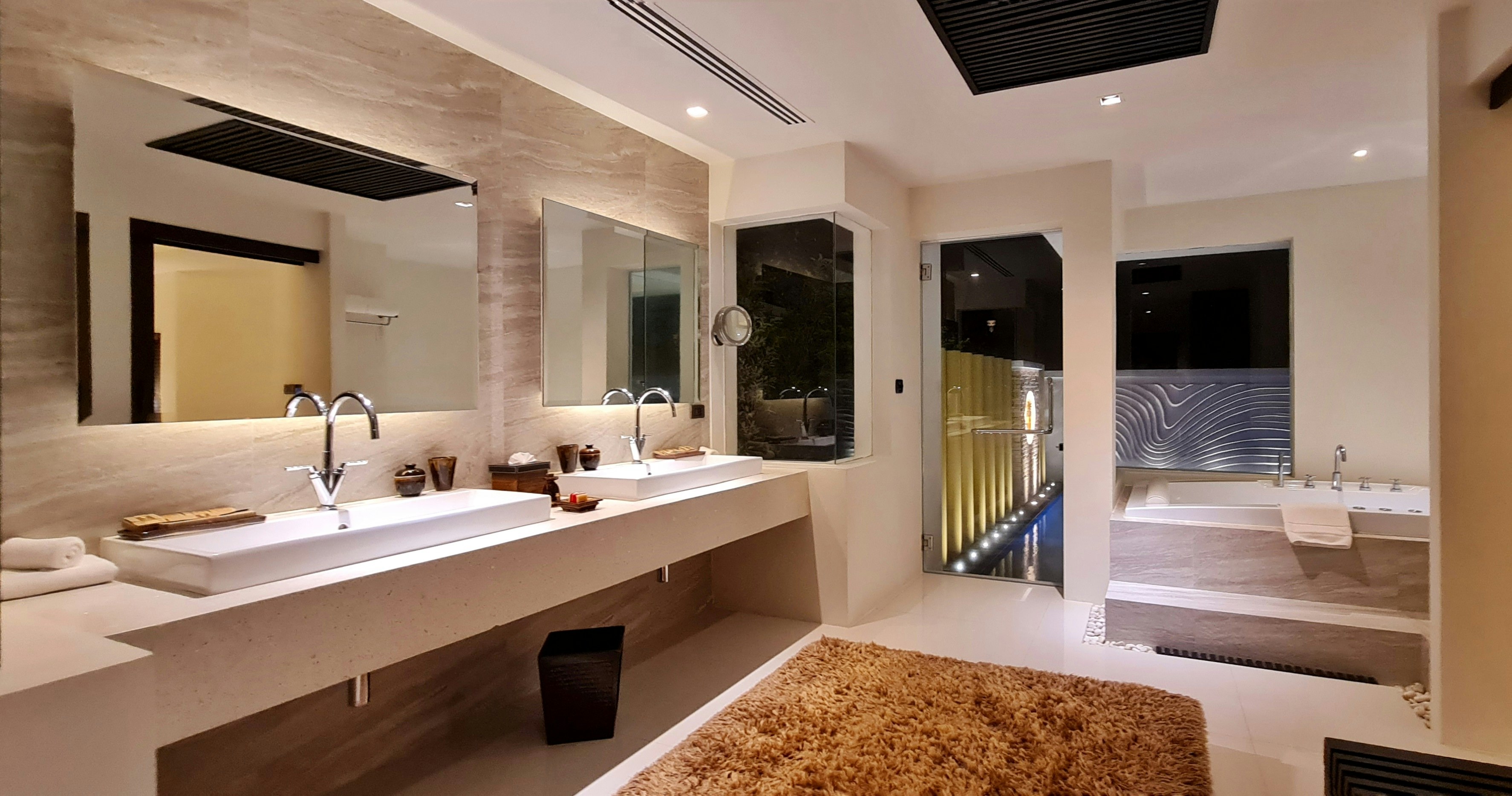 The Lighthouse - Bathroom